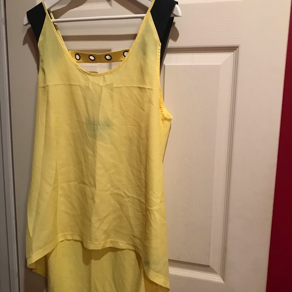 Kardashian Kollection Tops - Yellow sleeveless top! Kardashian Kollection Tops - Yellow sleeveless top!